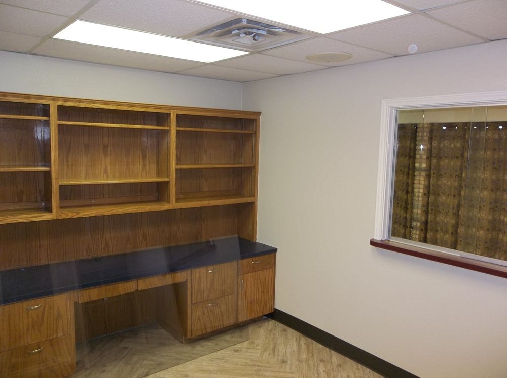 Office Space on 69th & Slide: 5145 69th St, Lubbock, TX 79424